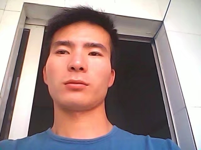 冰冻水果郎的第一张照片--漳州中老年相亲网