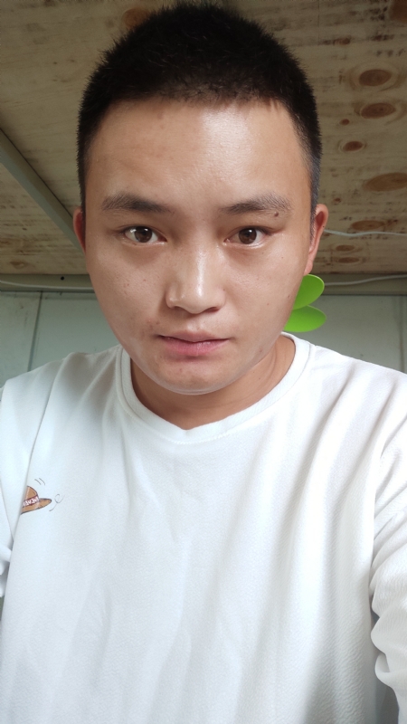 水里面的云呀的第一张照片--漳州中老年相亲网