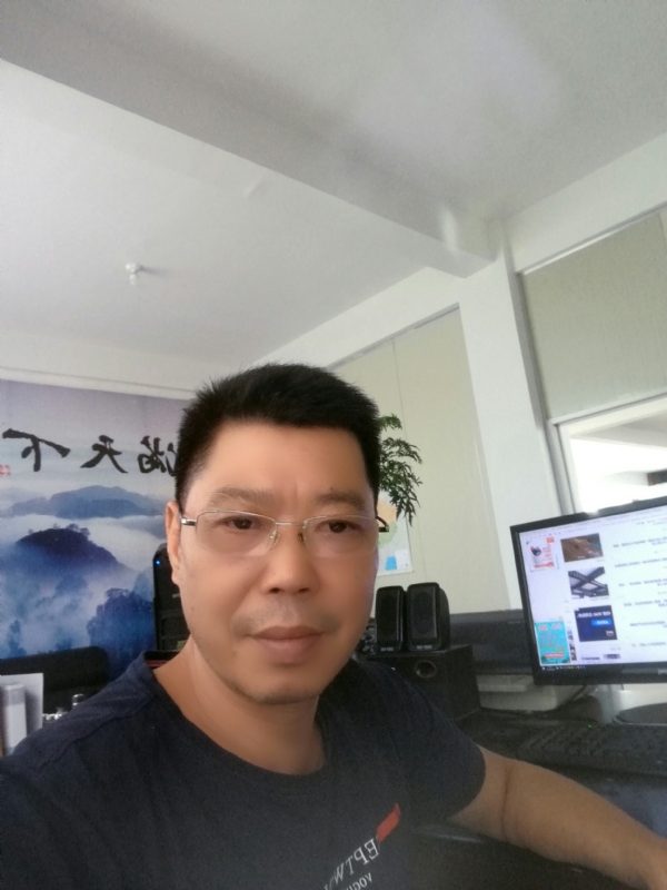 心平气和的第一张照片--漳州中老年相亲网